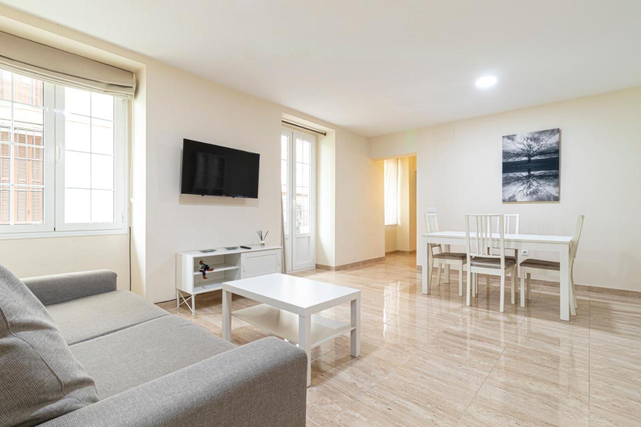 Allo Apartments Consistorio Centro 2 Habitaciones جيريز المظهر الخارجي الصورة