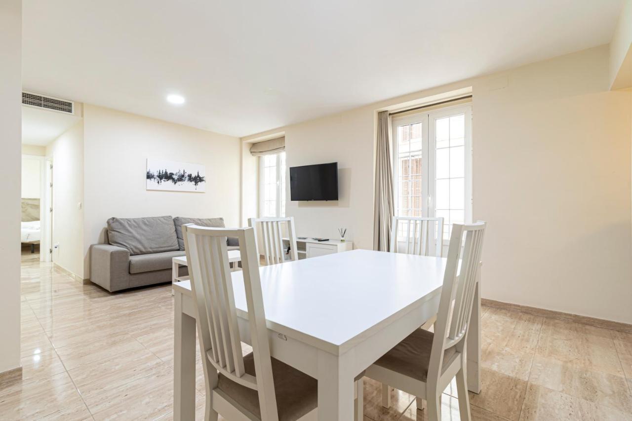 Allo Apartments Consistorio Centro 2 Habitaciones جيريز المظهر الخارجي الصورة