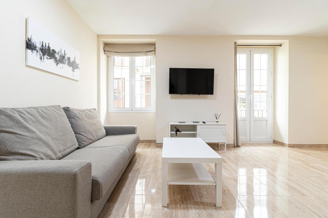 Allo Apartments Consistorio Centro 2 Habitaciones جيريز المظهر الخارجي الصورة