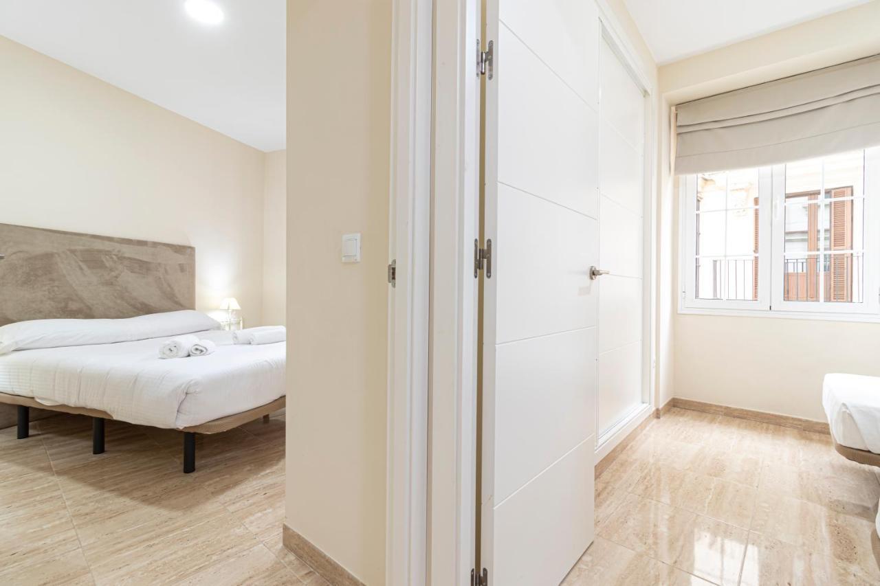 Allo Apartments Consistorio Centro 2 Habitaciones جيريز المظهر الخارجي الصورة